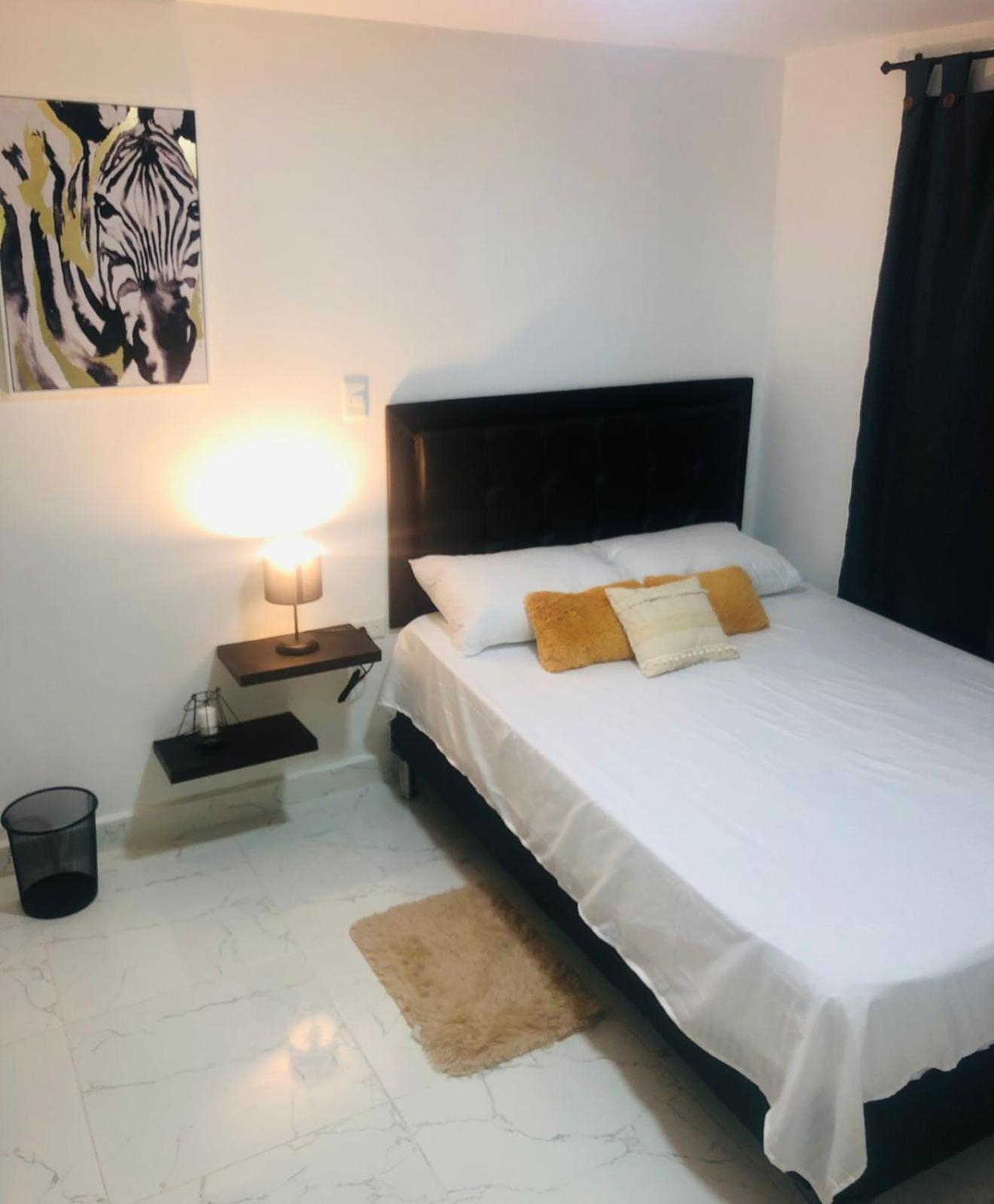 Hostal Campo Amor Medellin Ngoại thất bức ảnh