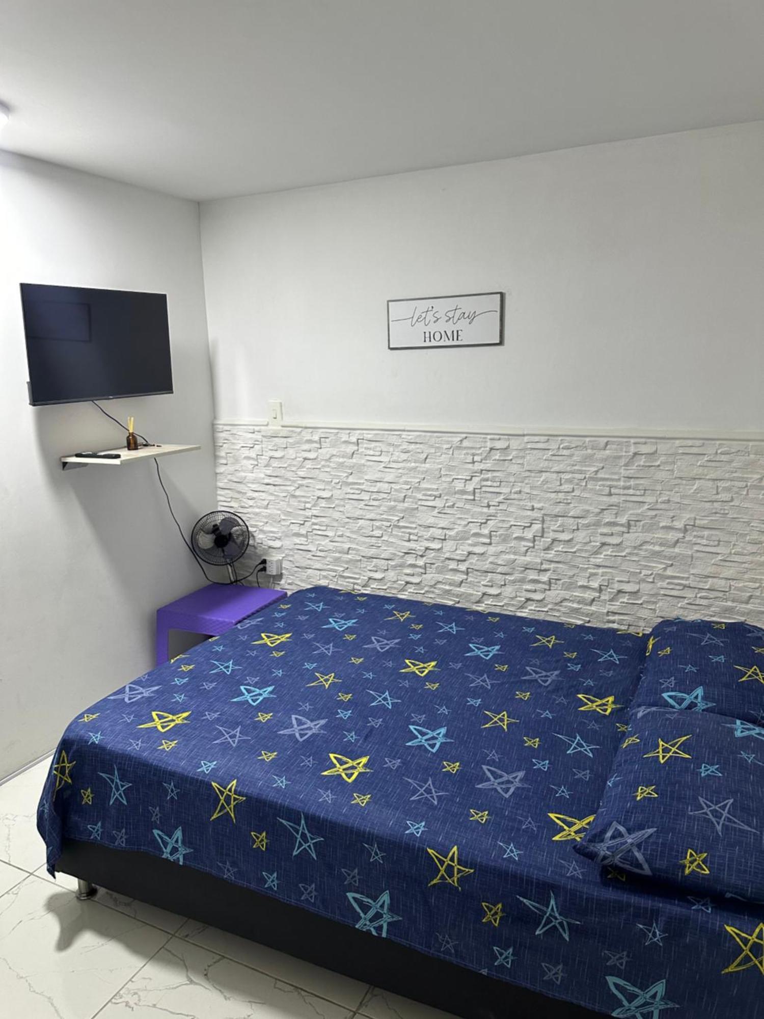 Hostal Campo Amor Medellin Ngoại thất bức ảnh